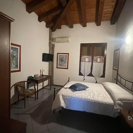 La Divina * סנט'אגתה בולונזה